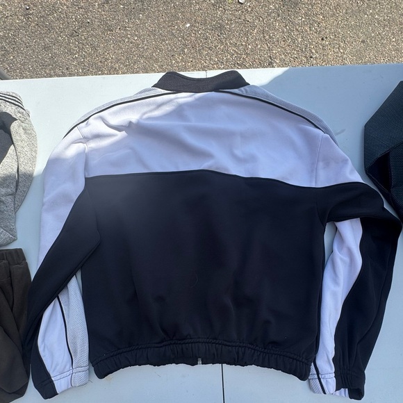 Reebok Black and White Sports Jacket - Picture 2 of 3